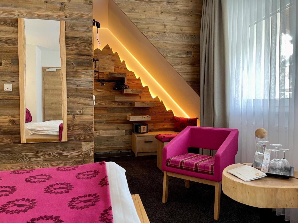 Double Room with Balcony,1259870965:JPEG